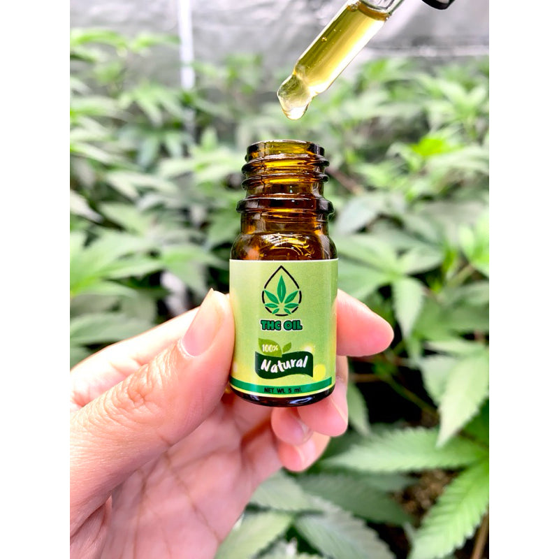 Natural Cannabis Flower Extract with Cold-Pressed Coconut Oil Drops - Premium Herbal Supplement